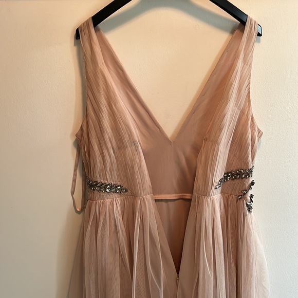 BHLDN Isabel Maxi Dress Sequins in Cream Size 12 NWT - Picture 9 of 16